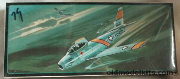 AMT-Hasegawa 1/72 North American F-86F Sabre Jet - Columbian Air Force or USAF Korea, A627-100 plastic model kit